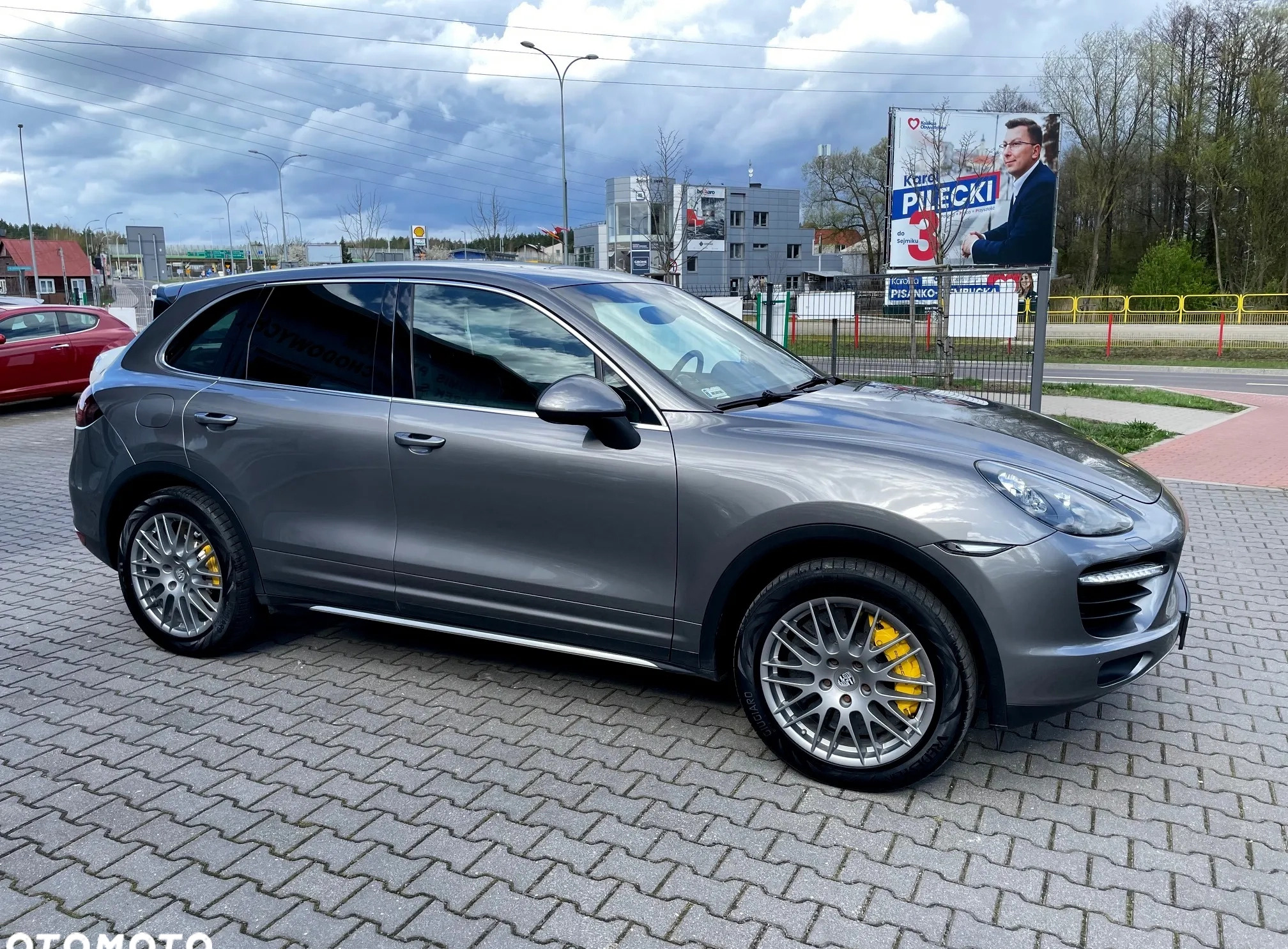 Porsche Cayenne cena 119900 przebieg: 186000, rok produkcji 2011 z Witnica małe 137